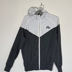 Nike Air Black and White Windbreaker Reversible Vintage